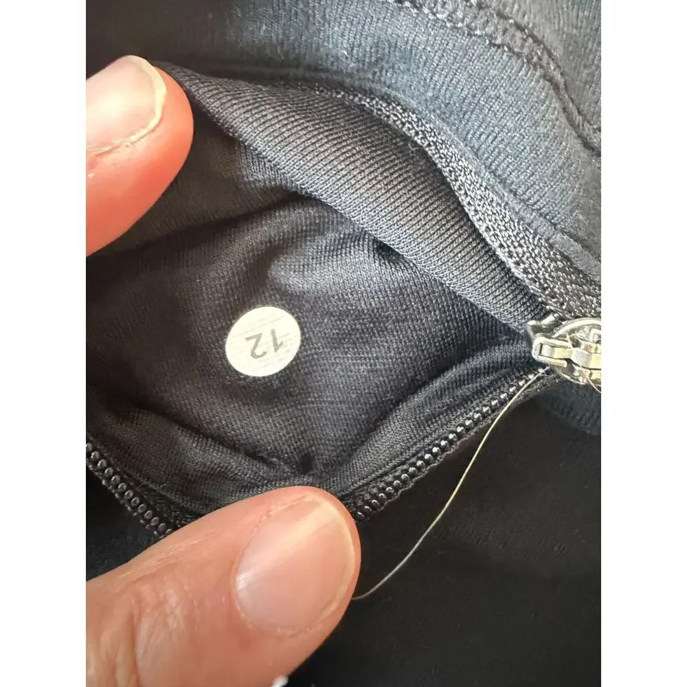 lululemon athletica excellent normal